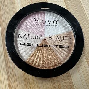 Movo Natural Beauty Highlighter  New